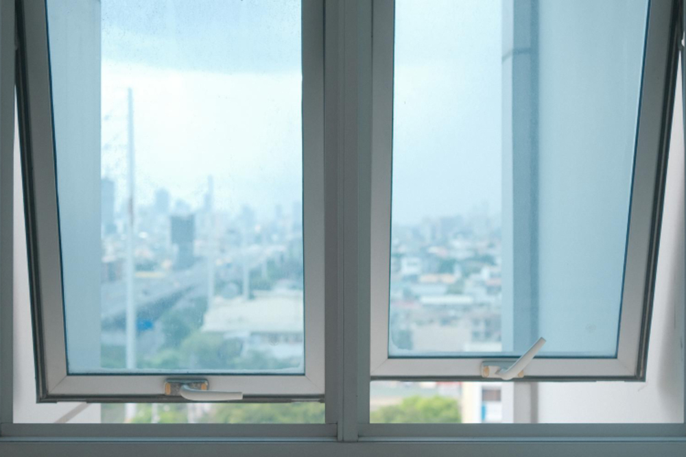 Rockford Awning Windows